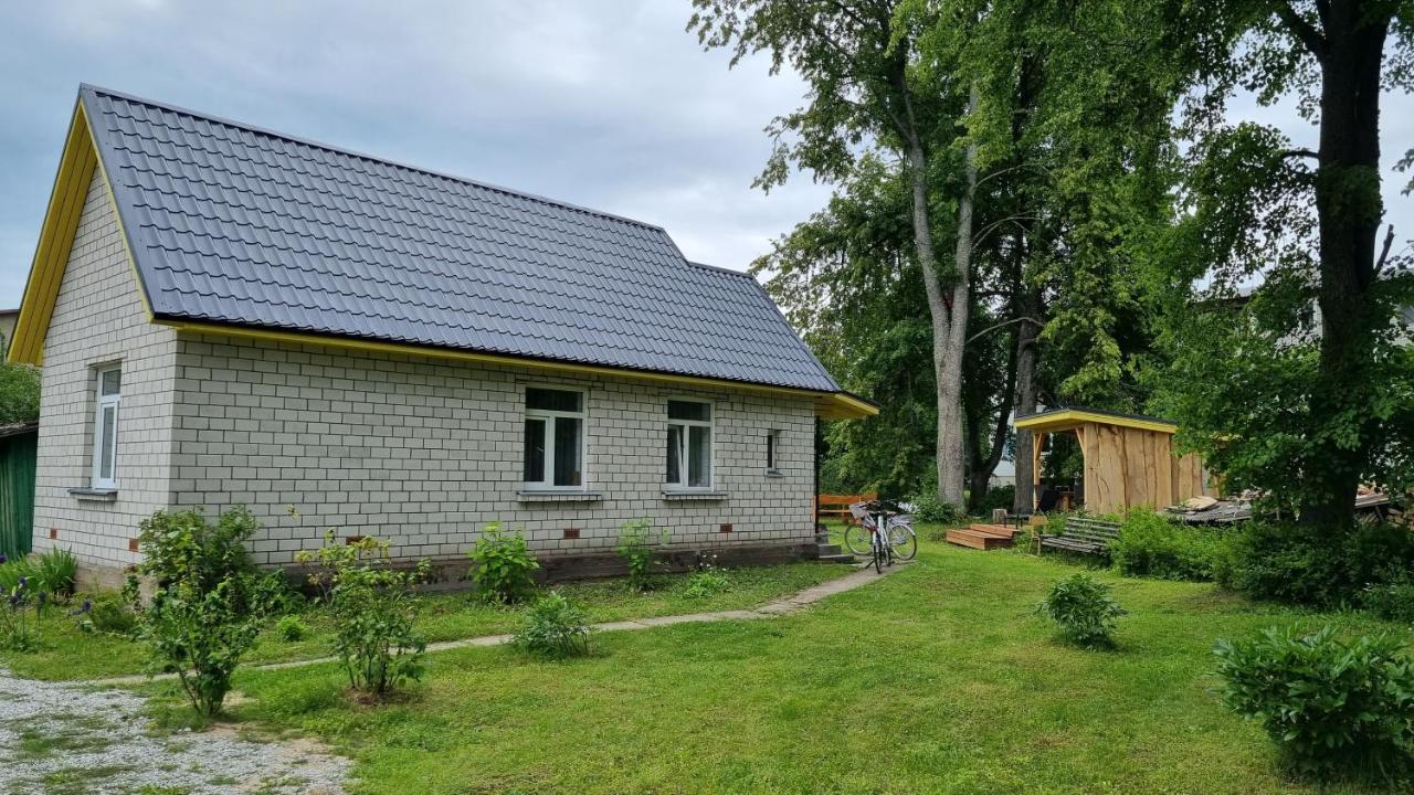 Mustvee Puhkemaja Villa Buitenkant foto