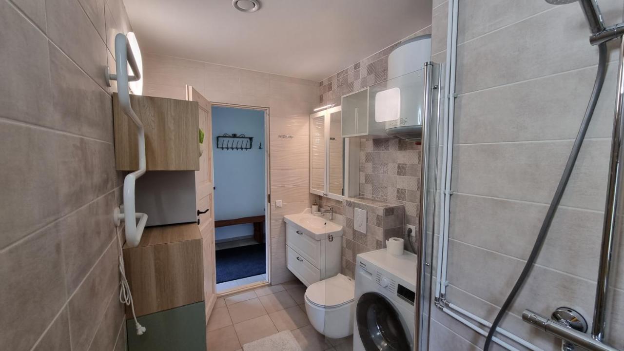 Mustvee Puhkemaja Villa Buitenkant foto
