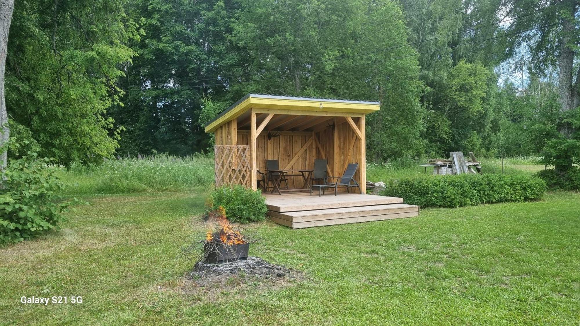 Mustvee Puhkemaja Villa Buitenkant foto